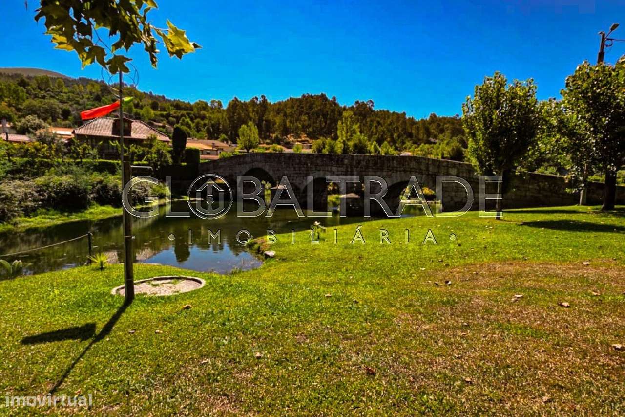 Conjunto Habitacional de 5 Moradias para Recuperar em Aboadela-46