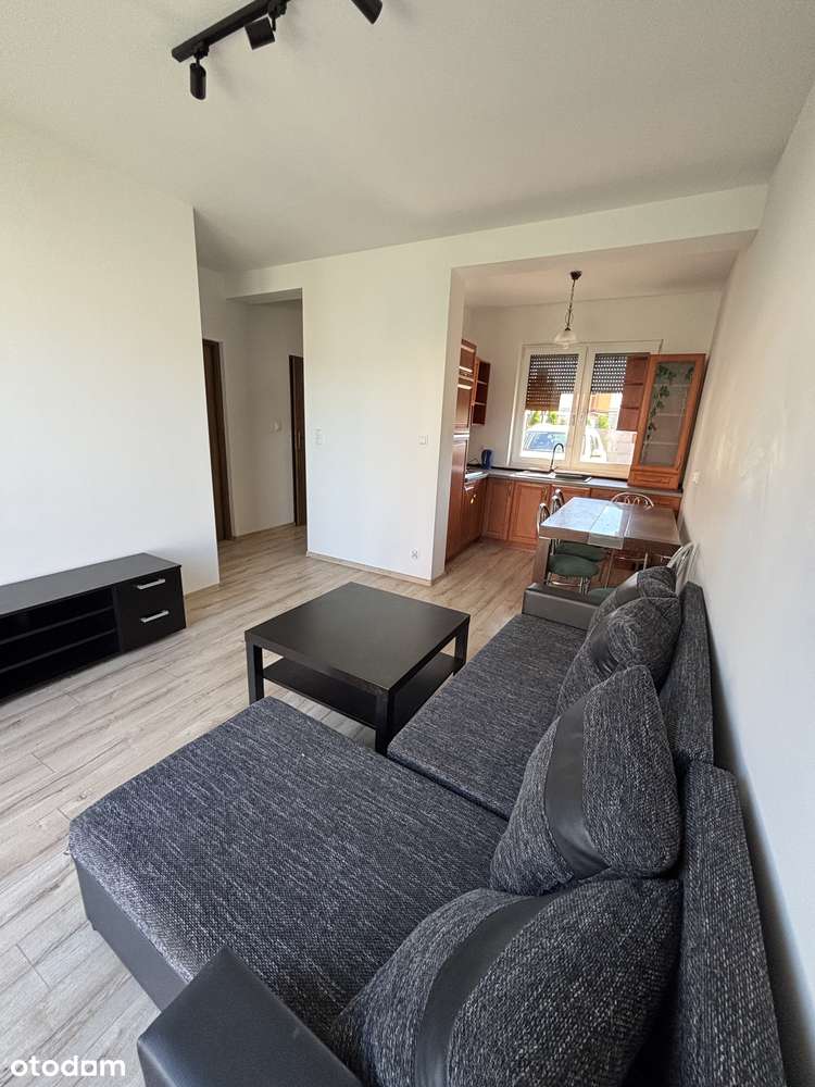 Nowoczesny dom w zabudowie bliźniaczej - Pełny obrazek: 4/18