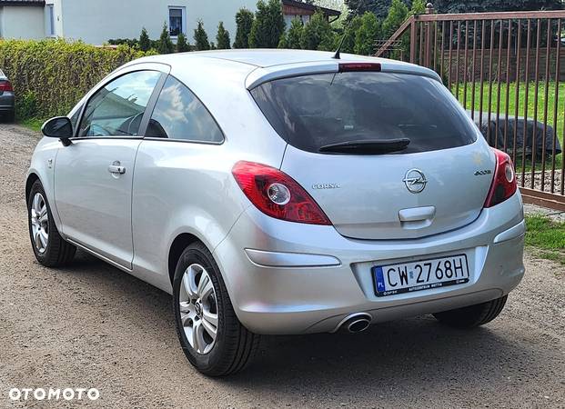 Opel Corsa - 4