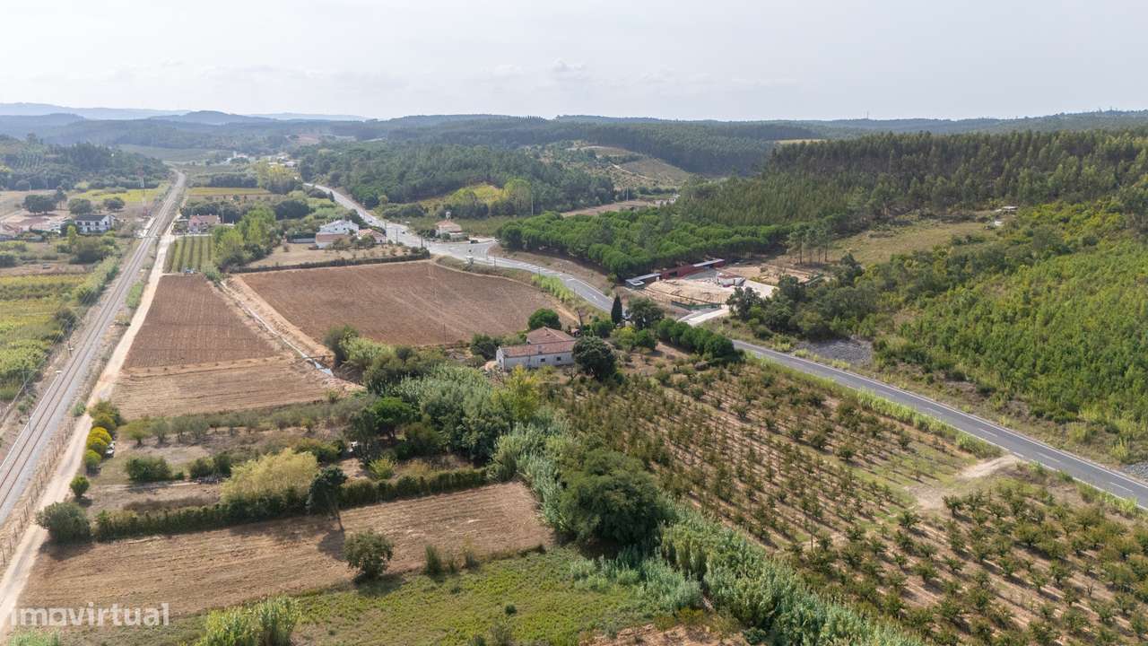 Moradia T4-53
