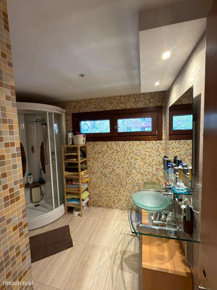 T1 único em Colinas do Cruzeiro com 111 m2 de área util e 2 garagens-9