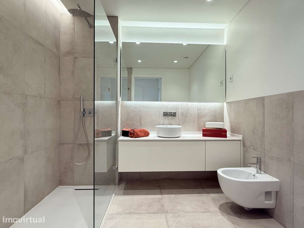 T1 Novo - Praça de Espanha - Grande imagem: 5/9