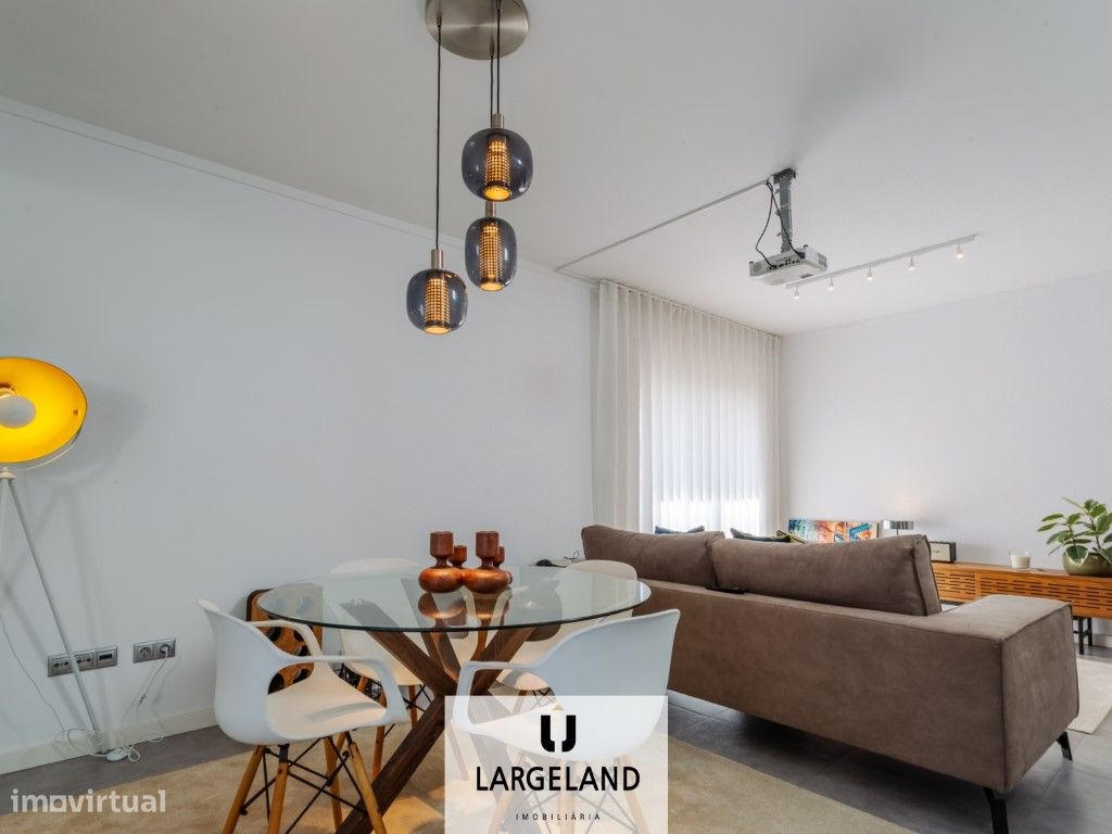 Apartamento T2+1 Duplex Arrendamento - Praia de Esmoriz - Grande imagem: 1/22