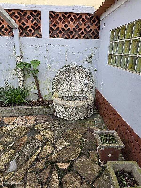 Moradia T2 para venda-25