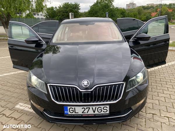 Skoda Superb 2.0 TDI DSG Laurin & Klement - 19