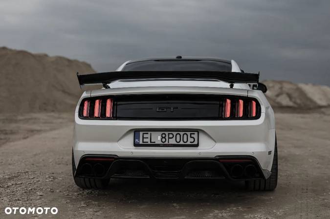 Ford Mustang 5.0 V8 GT - 15