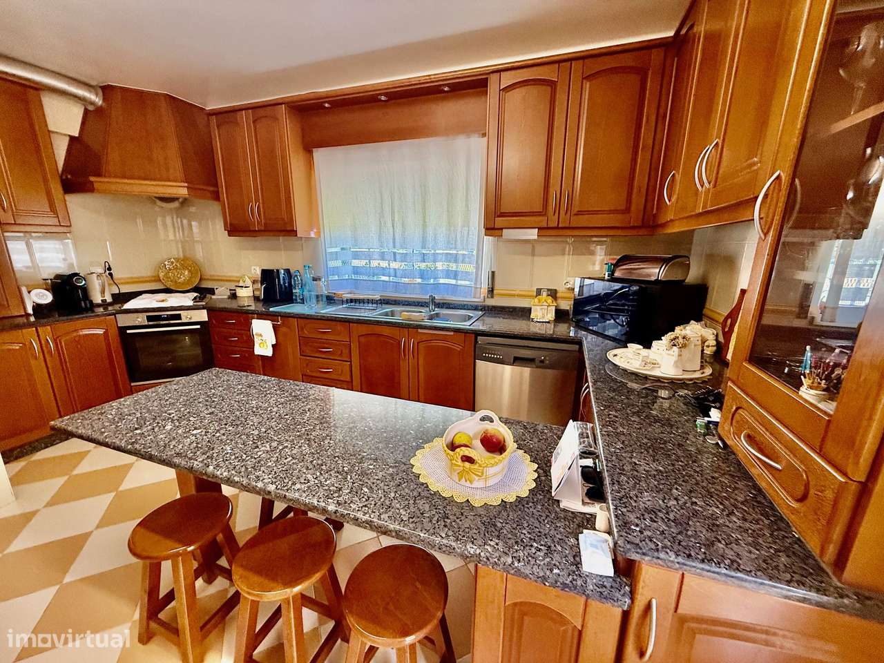 Moradia com garagem e jardim espaçoso - entre Caldas Rainha e Óbidos-12