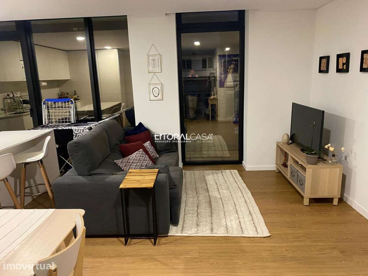 Arrendamento T2 Mobilado - Centro de Aveiro - Grande imagem: 5/17