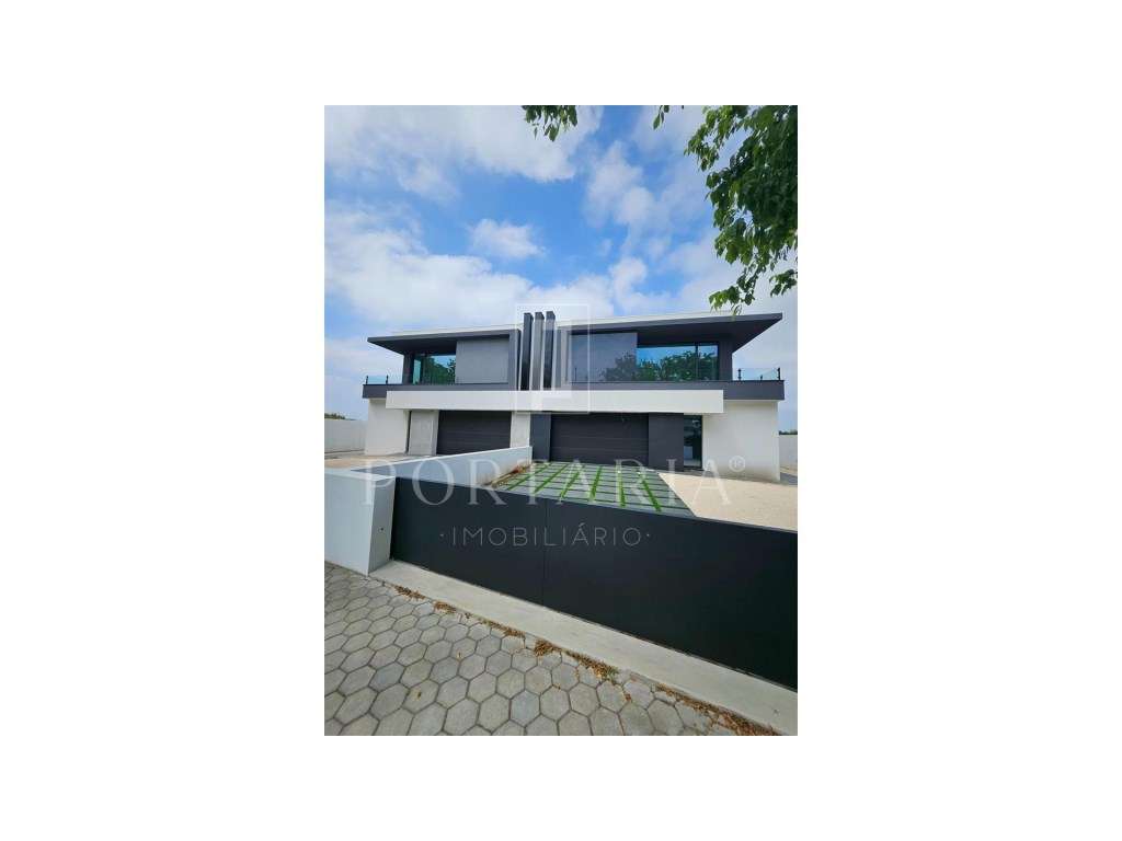 Moradia T4 à venda em Santa Joana, Aveiro - Grande imagem: 2/14