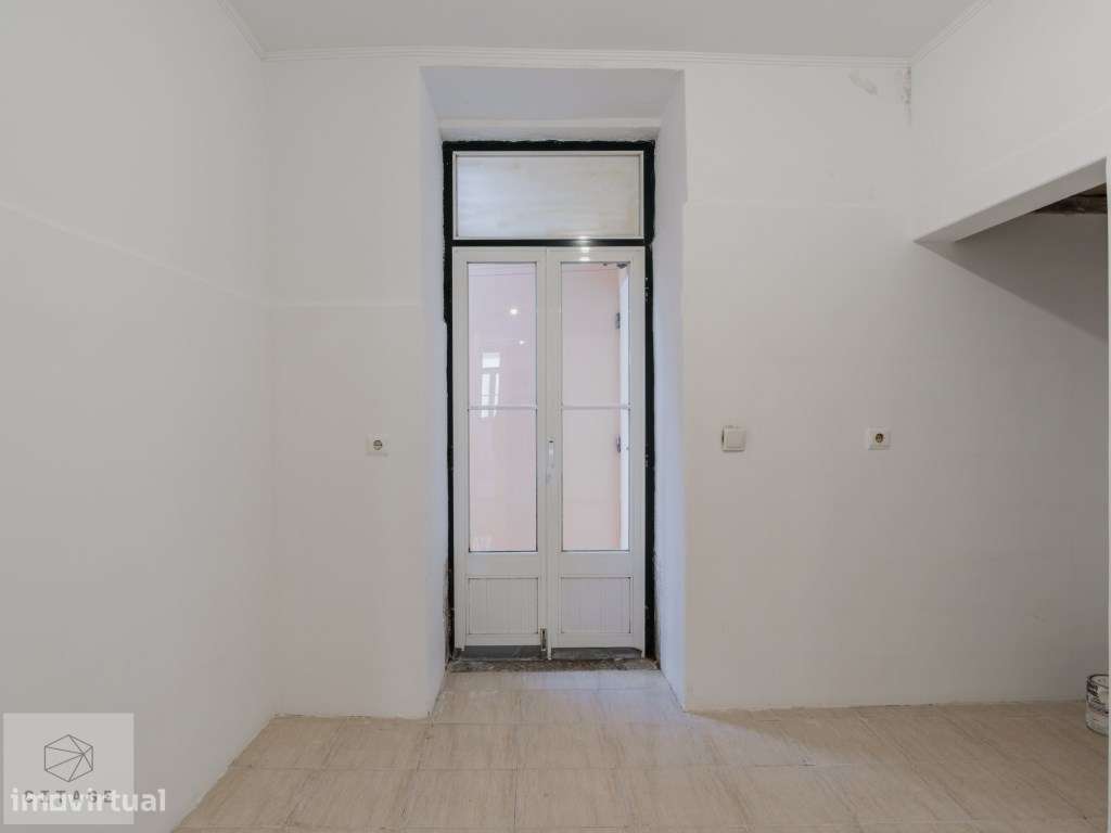 Apartamento T2 com terraço em Campo de Ourique-15