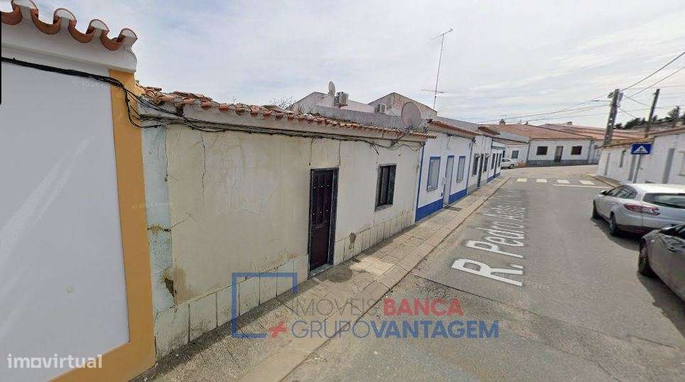 Moradia em banda, de tipologia T2, em São Matias, Beja. - Grande imagem: 3/5