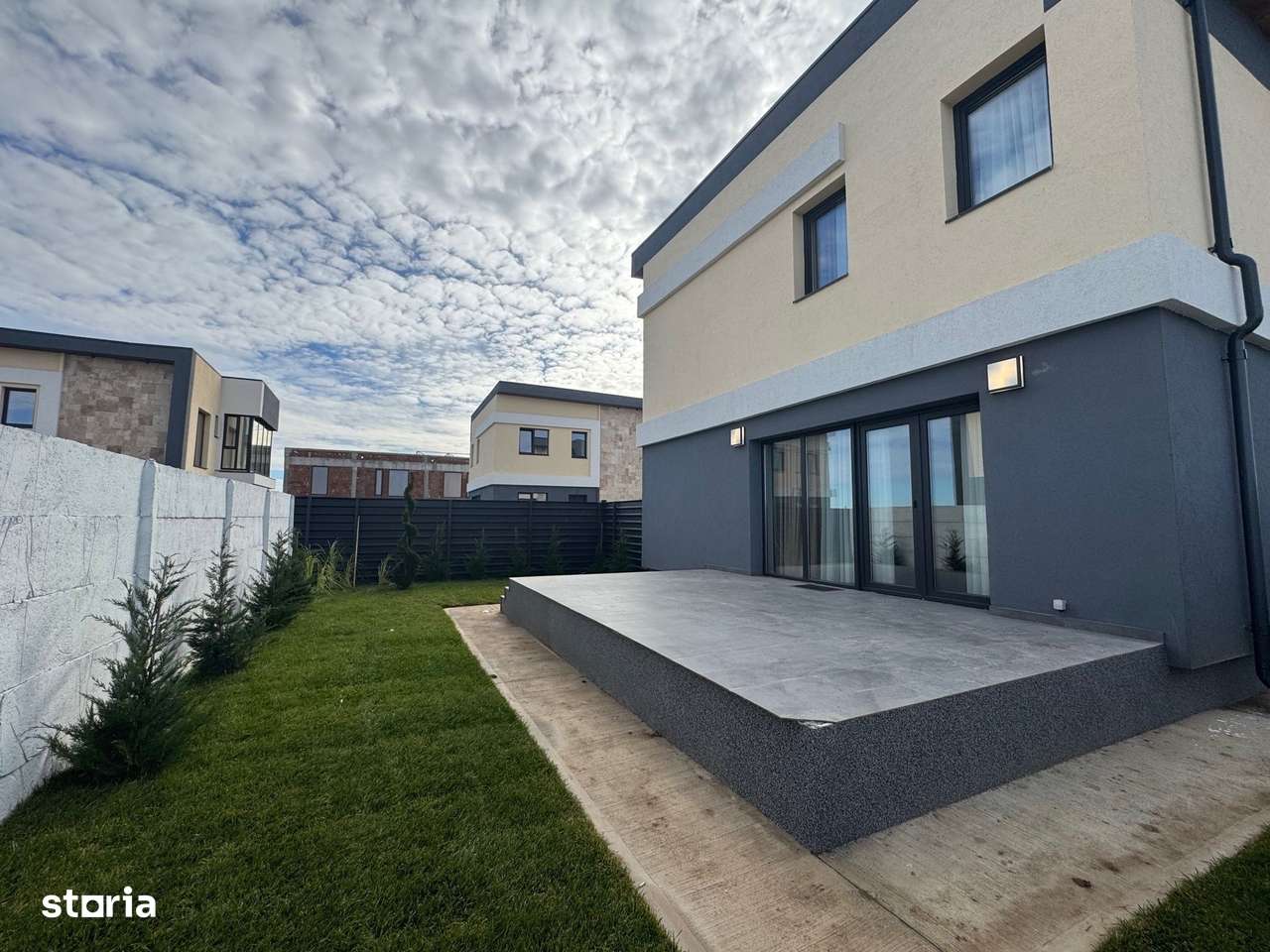 PROMOTIE, VILE Tunari, 5 camere, CALITATE superioara - Imagine principală: 3/20