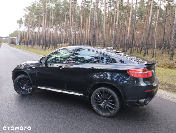 BMW X6 50i xDrive - 8