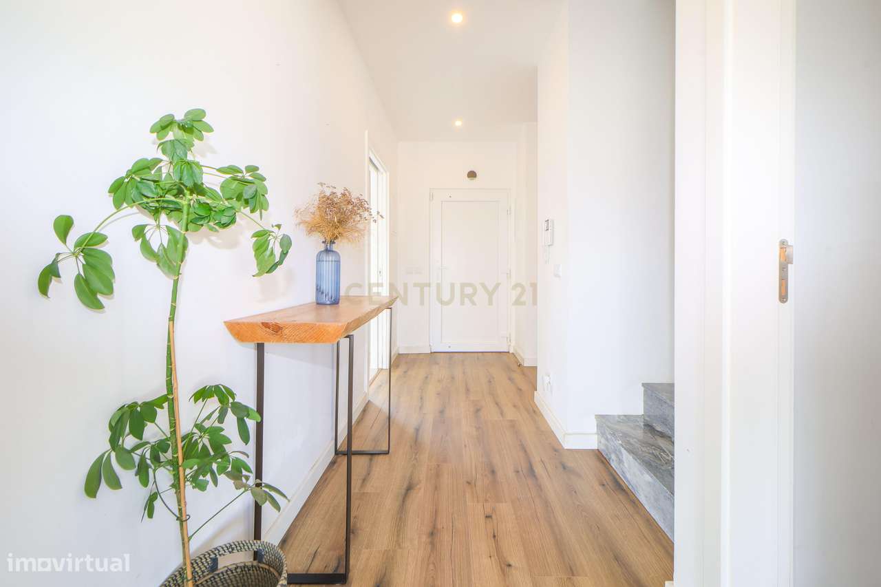 Moradia T4 para arrendar  nas Casas da Quinta – Mobilado junto à St. P - Grande imagem: 5/35