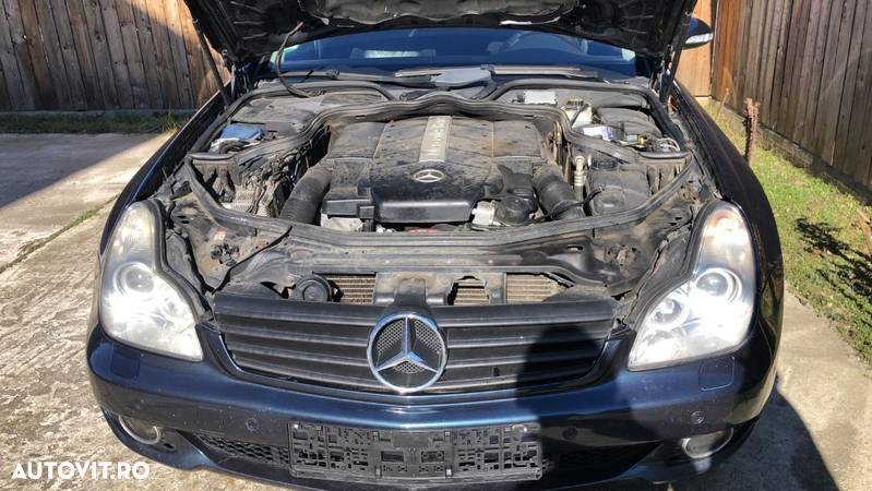 Dezmembrez Mercedes CLS500 W219 V8 306 cp 225 kw - 12