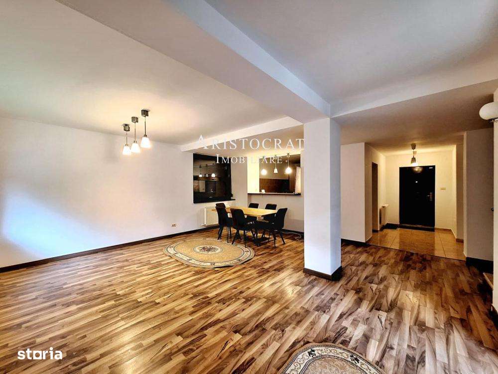 Inchirieri vila 7 camere - Imagine principală: 3/15