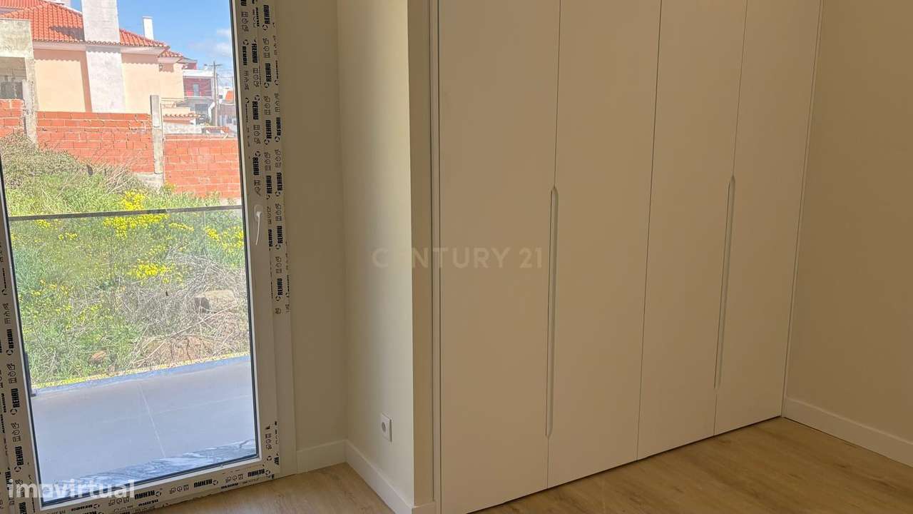 Moradia independente à venda em Famões, Odivelas-28