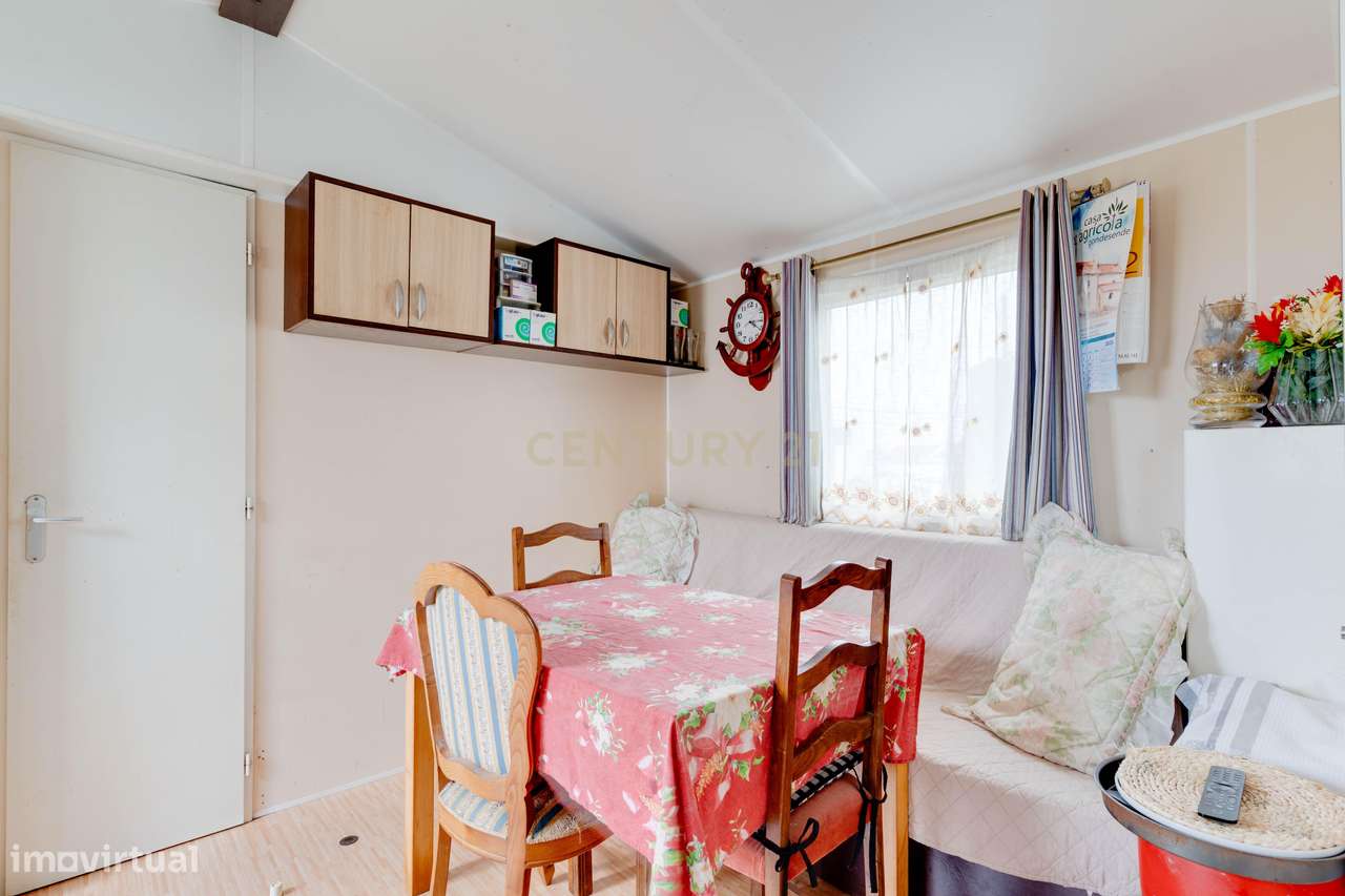 Terreno c/ viabilidade de construção junto á praia - Oportunidade Únic-9