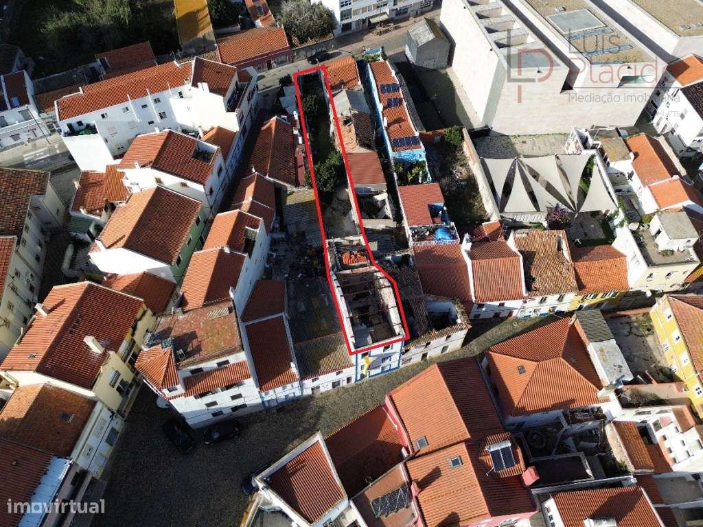 Moradia Centro Histórico de Sines | Projeto Aprovado | Excelente Te...-11