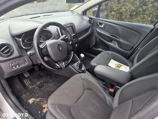 Renault Clio 1.5 dCi Alize - 10