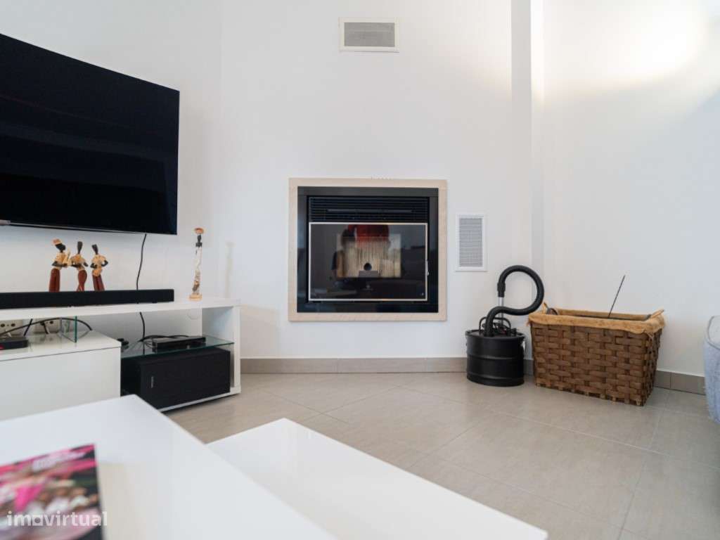 Apartamento T3 de excelentes àreas numa zona residencial calma da N...-6