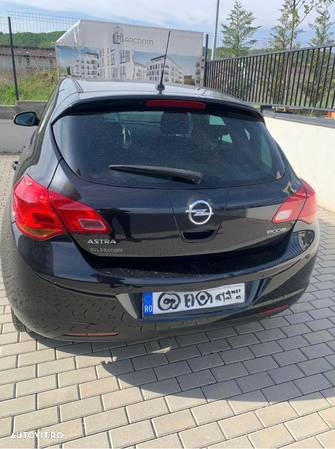 Opel Astra 1.3 CDTI Cosmo - 5