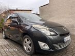 Renault Grand Scenic - 8