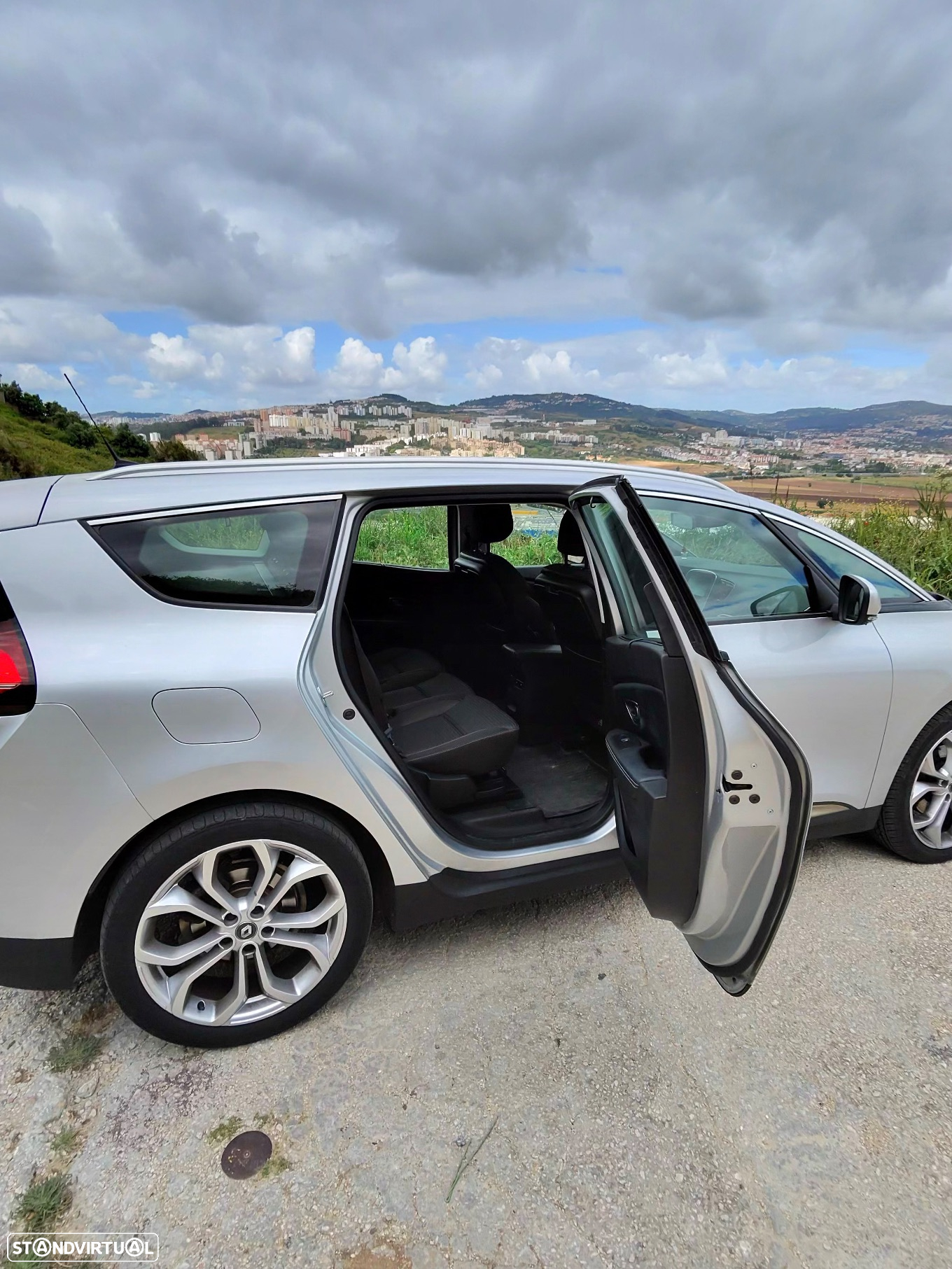 Renault Grand Scénic 1.5 dCi Dynamique S SS - 7