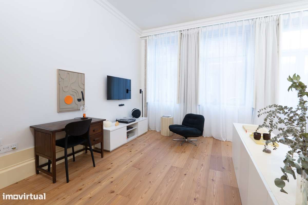 Apartamento T0 Porto com AL Ativo – Rua Santa Catarina - Grande imagem: 5/25