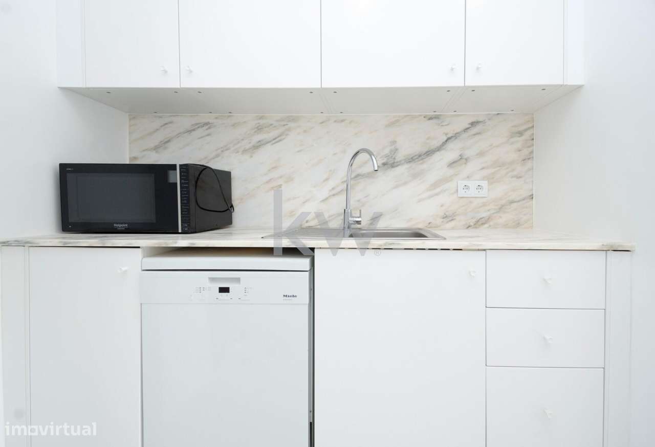 Apartamento totalmente renovado nas Avenidas Novas - Grande imagem: 2/40