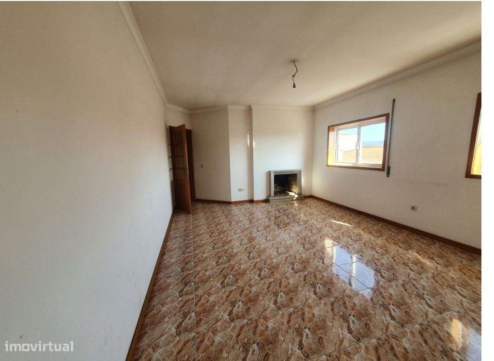 Apartamento, para venda, Oliveira de Azemeis - O. Azeméis, Riba-Ul,... - Grande imagem: 2/7