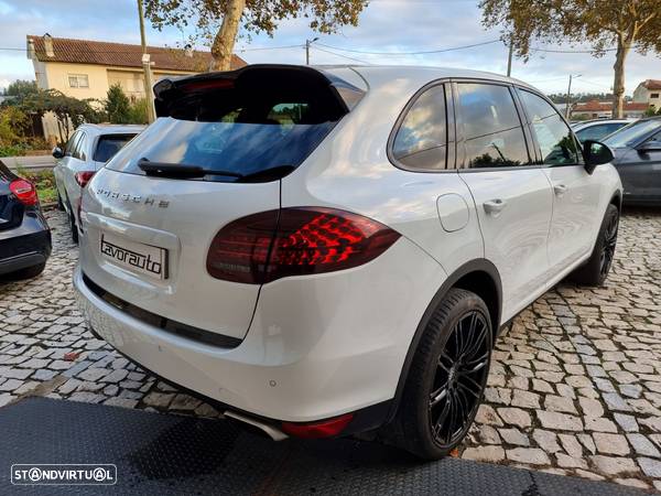 Porsche Cayenne II Platinum Edition - 7