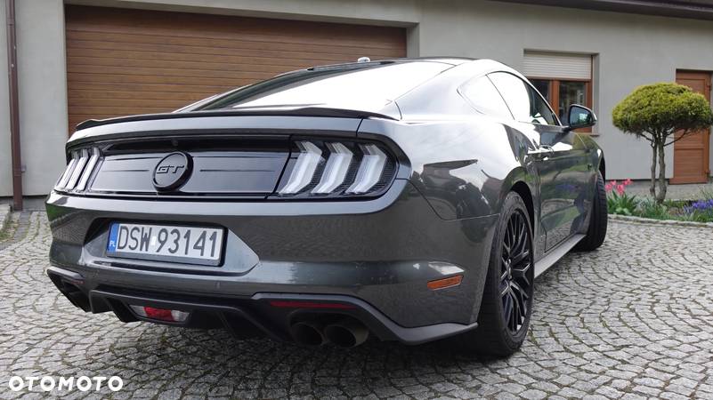 Ford Mustang 5.0 V8 GT - 5