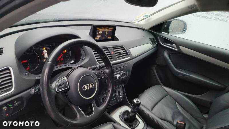 Audi Q3 - 22