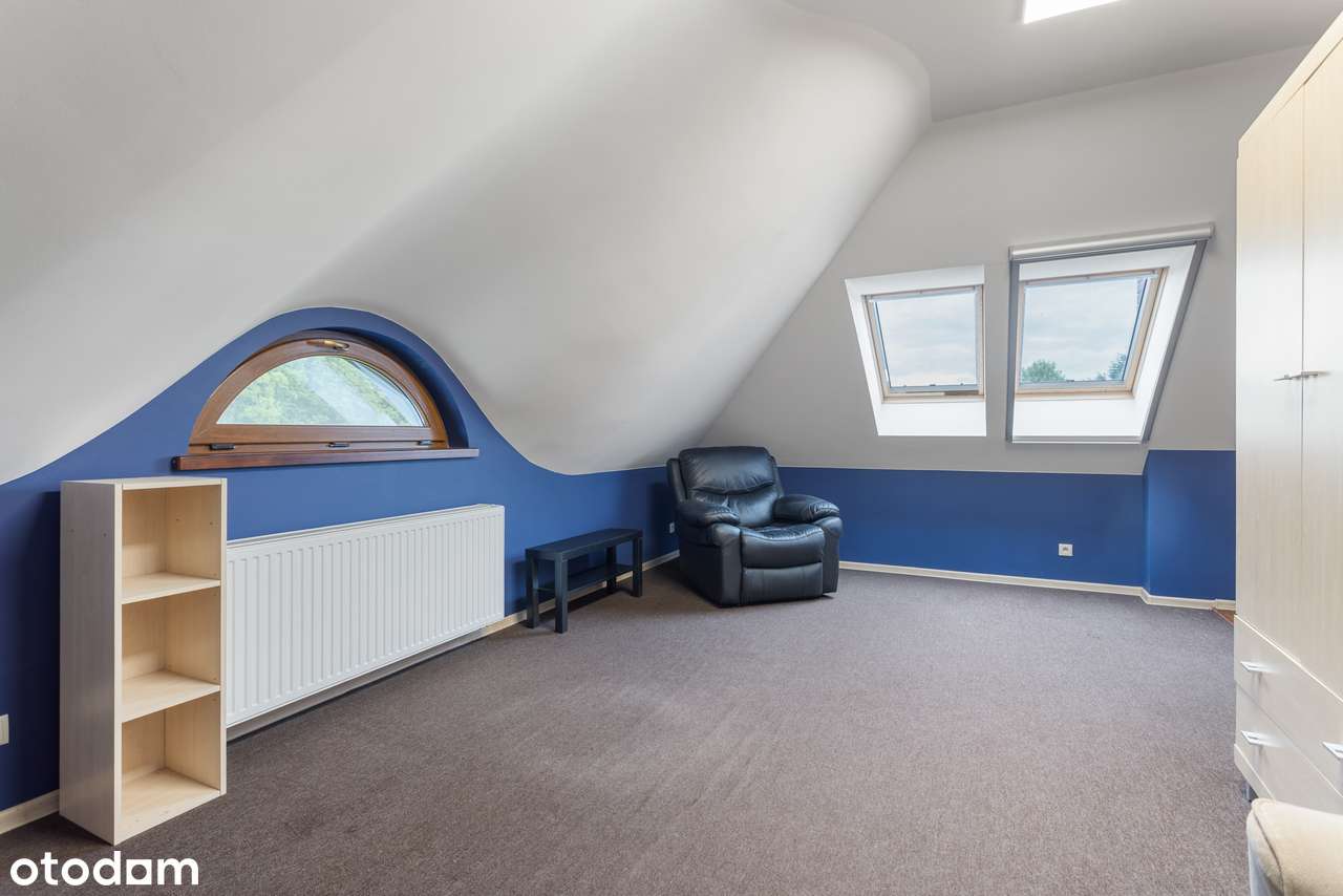 Wyjątkowy dom obok lasu i jezior! Wygodny dojazd do centrum miasta-9