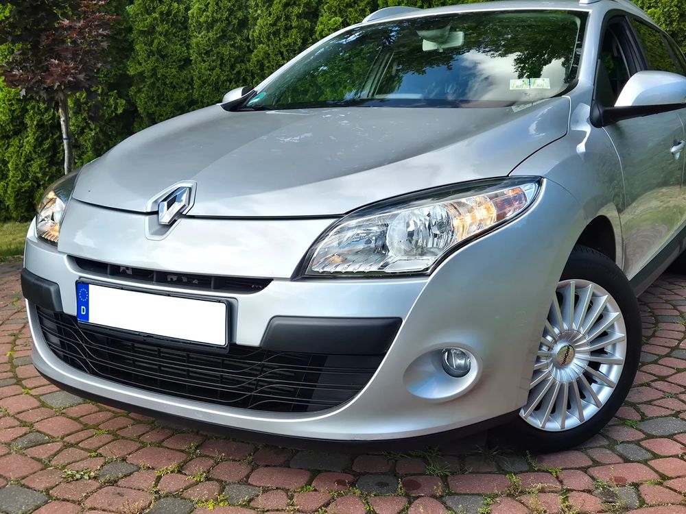 Renault Megane III TCe 130 Dynamique 2011