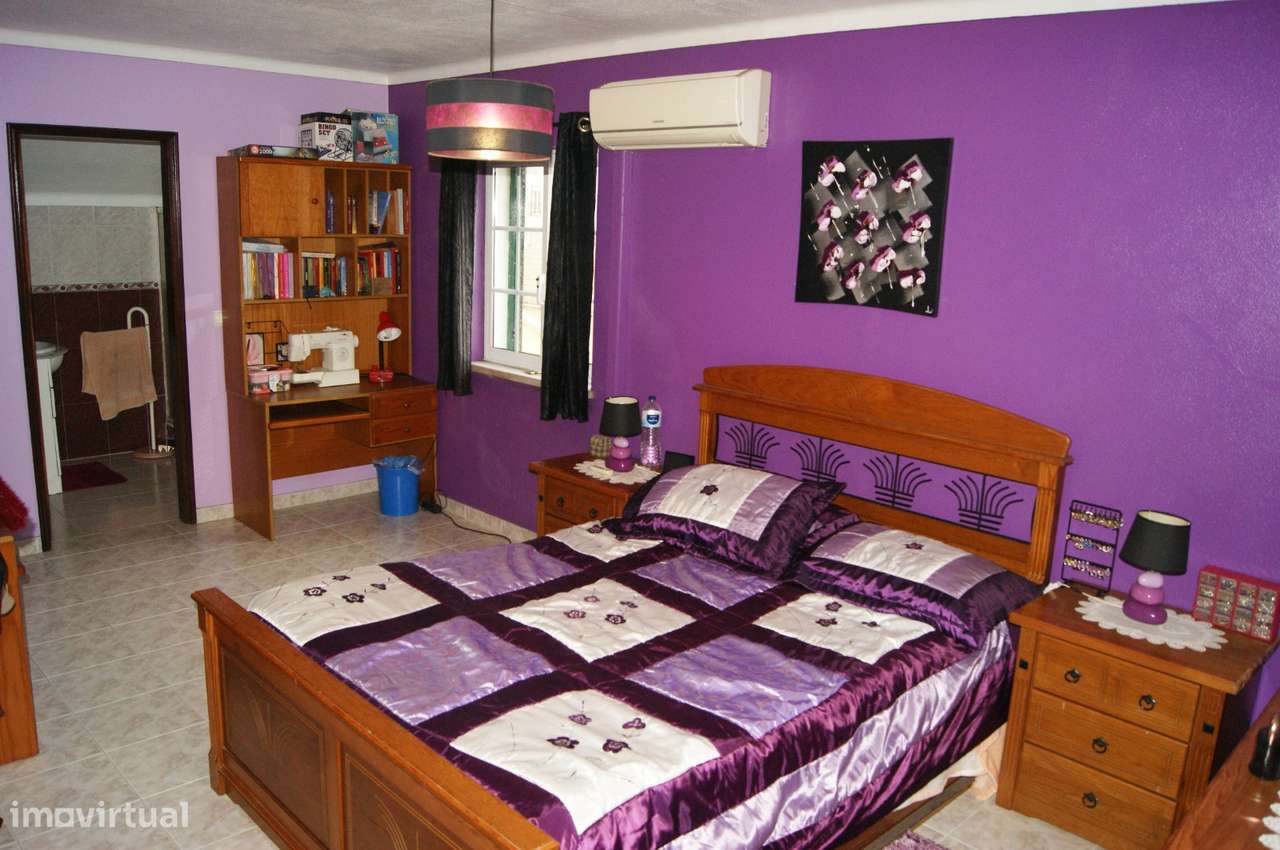 Moradia com 4 assoalhadas em ótimo estado.-26