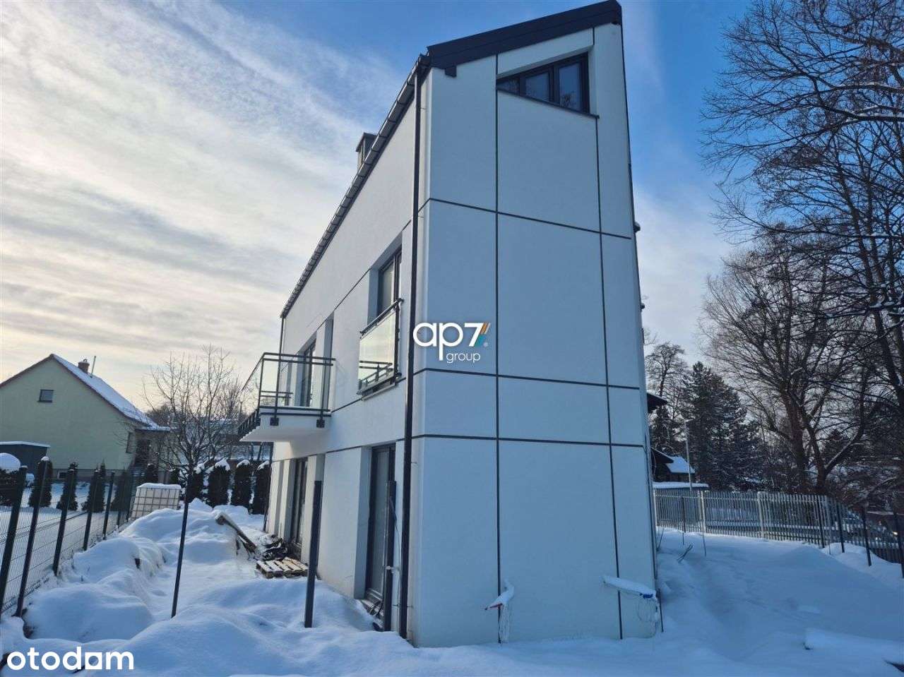 Przestronny apartament w inwestycji Villa Bermuda-11