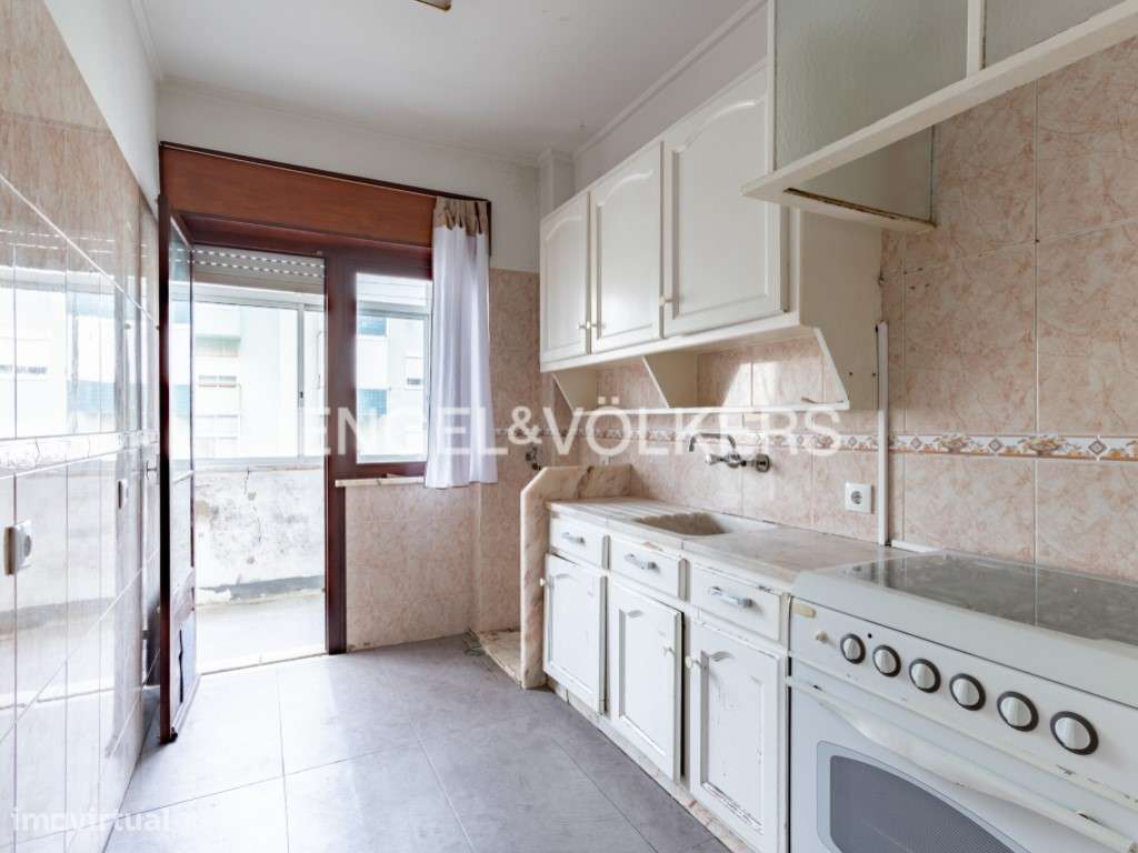 Apartamento T2 Em Odivelas