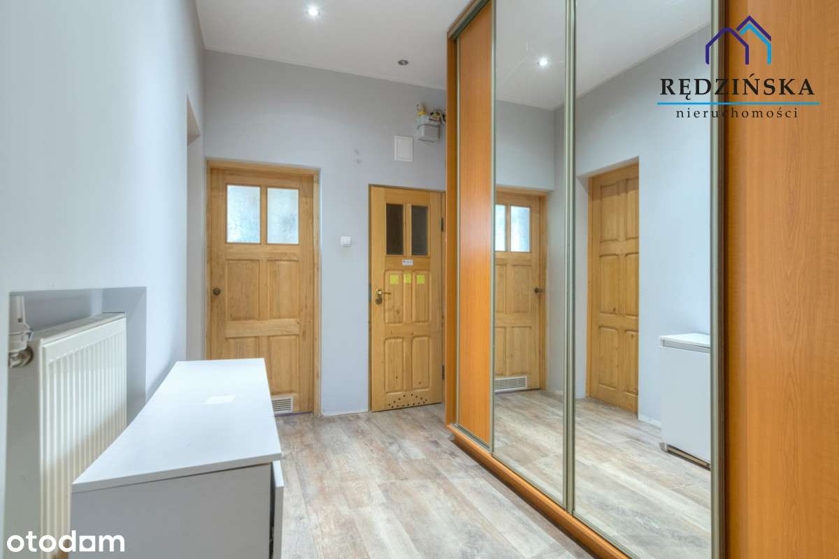 Mieszkanie w świetnej lokalizacji.-13