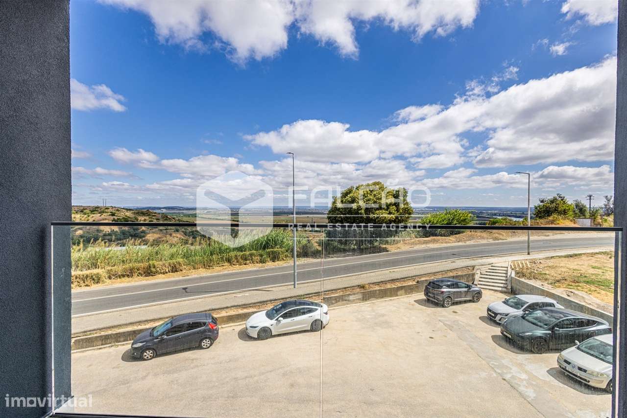 Apartamento T3 Venda em Santarém (Marvila), Santa Iria da Ribeira de S-42