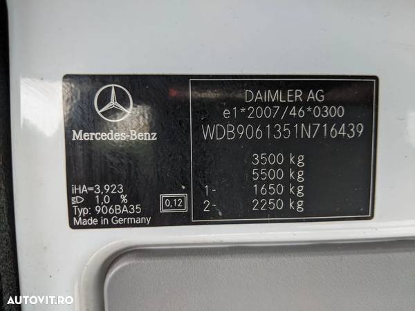 Mercedes-Benz Sprinter - 16