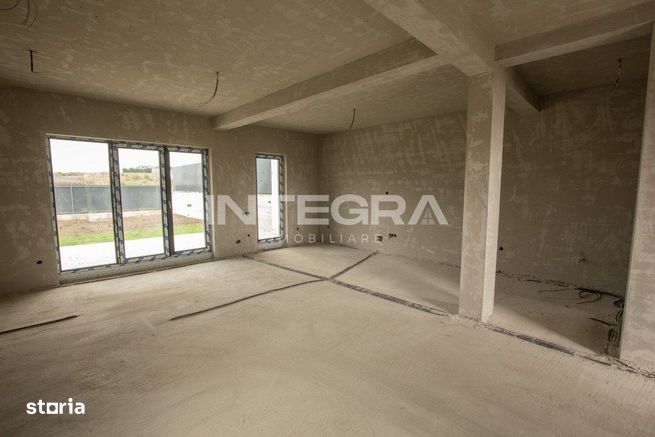Str. Muntii Rodnei Casa Noua  6 Camere cu 3 Dormitoare | Curte Proprie-11
