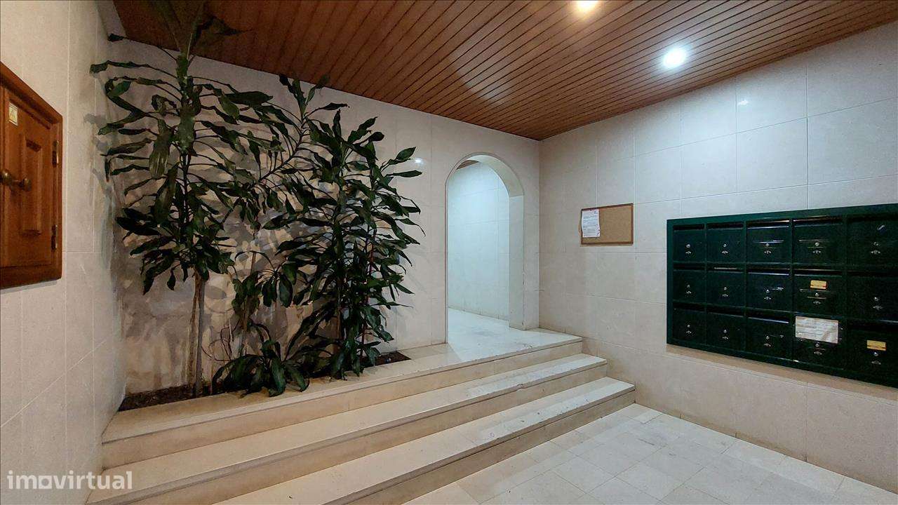 Apartamento em Sintra, Algueirão-Mem Martins - Grande imagem: 2/13