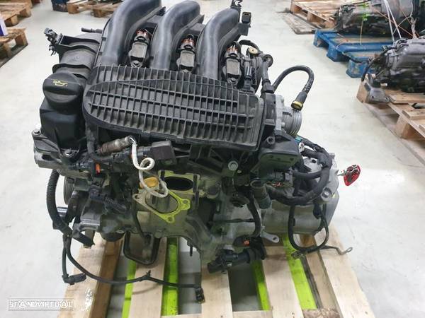 Motor Citroen C4 CACTUS 1.2 VTi 2016 de 82cv, ref HM01 - 2