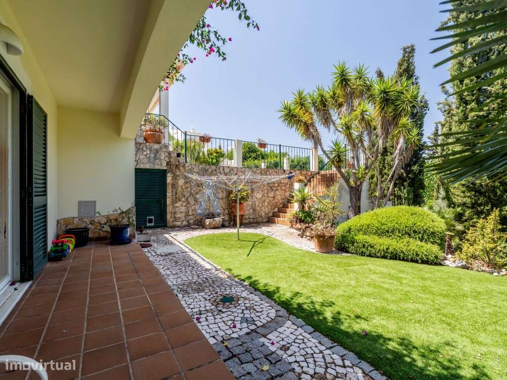 Moradia T3 Renovada com Piscina e Jardins Privados, a Dois Passos d...-14