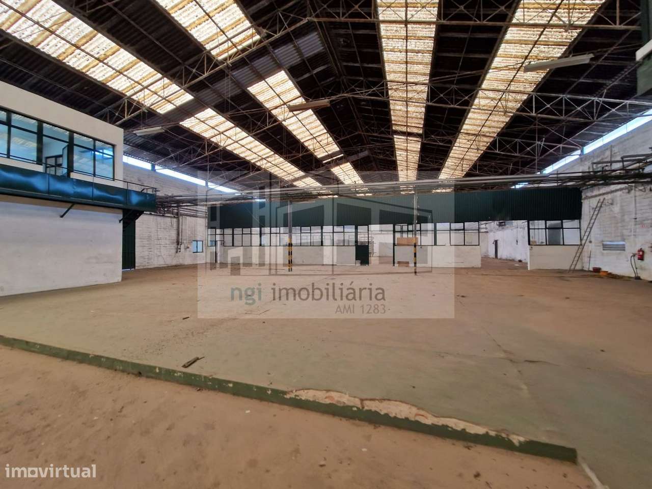Armazém Industrial - Bucelas - Loures - Grande imagem: 1/19