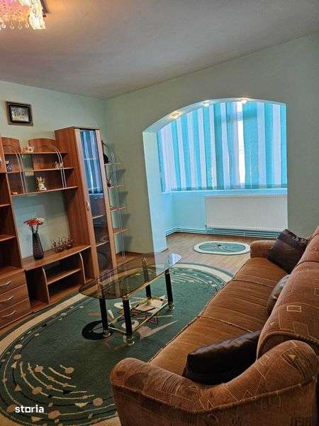 PROPRIETAR inchiriez ap. 2 camere central complet mobilat. - Imagine principală: 4/8