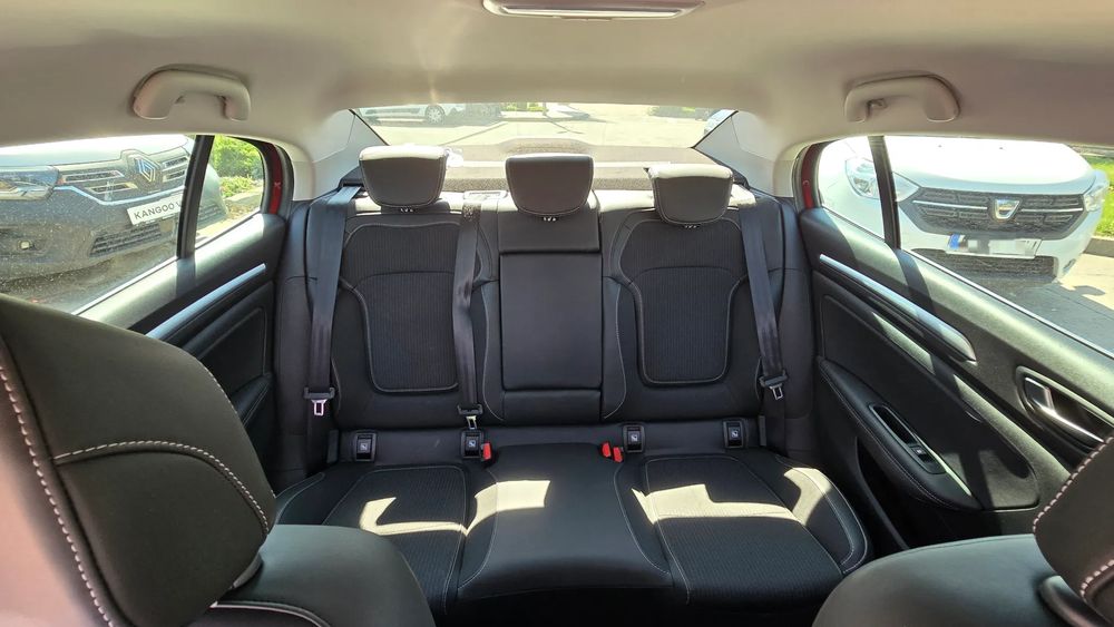 Renault Megane TCE 140 EDC Techno