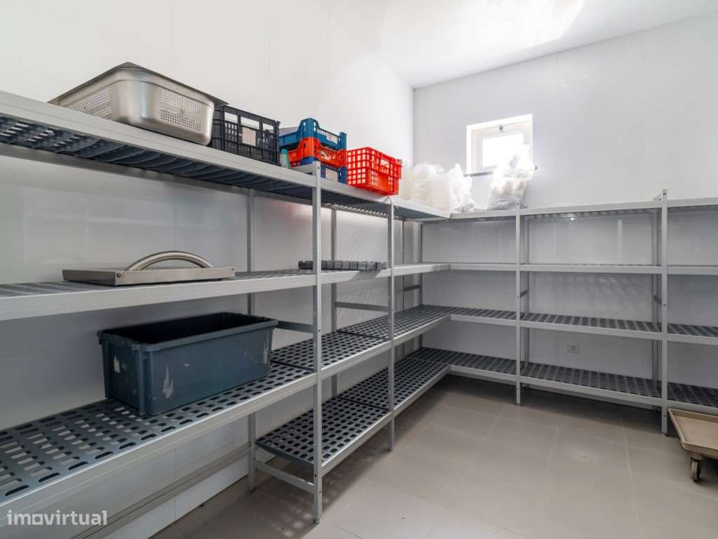 Edifício 1ª linha de mar - Peniche - opções múltiplas de investimento-24